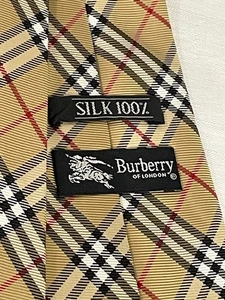 Vintage Burberry London Men Tie 100% Silk Classic Nova Check Beige Red Handmade - Picture 1 of 7