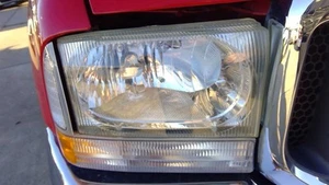 99-01 02 2003 04 Ford F250SD Passenger RH Headlight Halogen Lamp w/ Sealed Beam - Picture 1 of 12