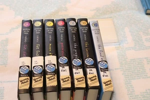 Lot of 7 HC ~ DAUGHTERS of the MOON ex-library #s 5, 6, 7, 8, 11, 12, 15 - Imagen 1 de 5