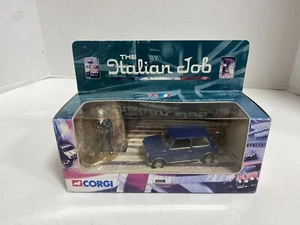 Corgi #04441 The Italian Job Blue Car & Driver - Picture 1 of 7
