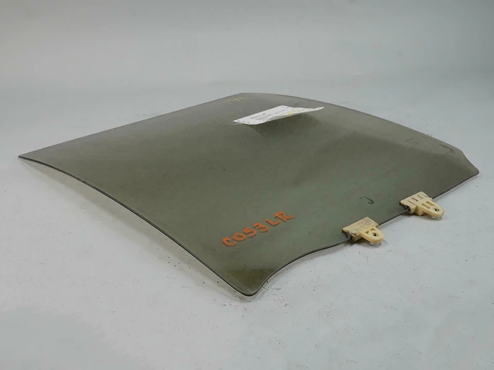 1997 - 1999 Nissan Pathfinder Window Glass Door Rear Privecy Tint Left Lh Rear - Image 1 of 4