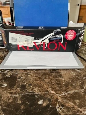 Revlon Curling Iron Model CD81 2cm mid-size Barrel Curling Iron NEW in Box - Image 1 of 4