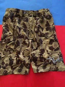 Hurley Board Shorts Youth Boys Size 14 Green Floral Camo Swim Trunks GUC - Picture 1 of 6