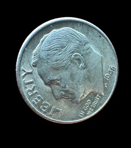 1946 P Roosevelt Dime Circulated Clean You Grade - Picture 1 of 2