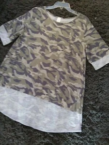 NWOT NOW N FOREVER Womens 1X Short Sleeve Tunic Top Camoflauge Poly Rayon Comfy - Picture 1 of 8