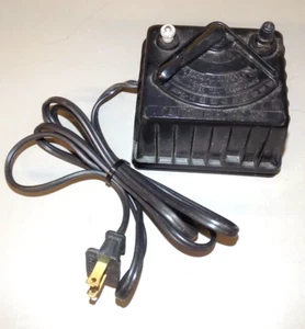 Transformador de tren Lionel #4851 15 VA diseño probado listo poste de control inverso B - Imagen 1 de 2