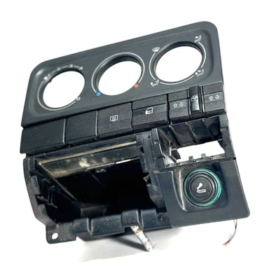 1993-1998 VW JETTA SEDAN CENTER DASH RADIO CLIMATE CONTROL SURROUND BEZEL TRIM - Image 1 of 4