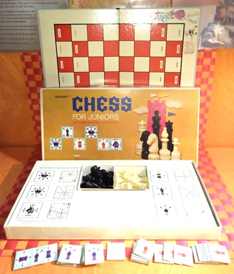 Game, Chess For Juniors by Selright, complete, vintage 1965 - Image 1 of 4