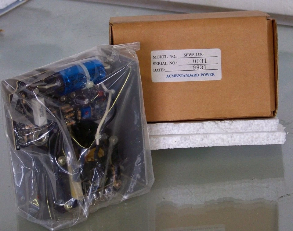 Fuente de alimentación SPWS-1530 Acme 100-240 VAC entrada a 15V/3A DC salida Foto 1 de 1