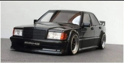 Modellino Mercedes 190 Evo 1 AMG in Plastica scala 1: 24 Nero Metallizzato  - Immagine 1 di 4