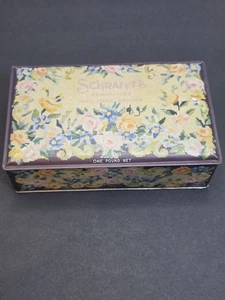 Vintage Schrafft's Pralinen Dose Faux Nadelspitze Blumen Wandteppich leere Box 1 Pfund - Bild 1 von 10
