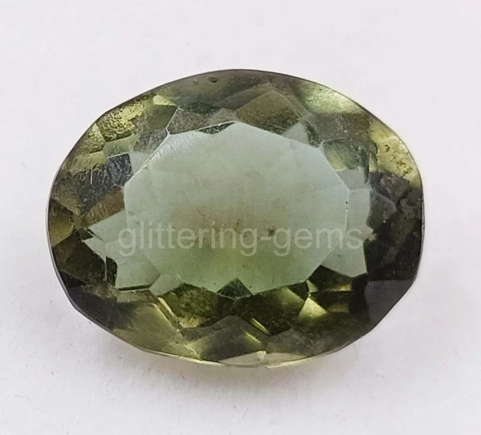 Lab-Created Green Emerald 9.05 Ct IGL Certified Oval Cut Loose Gemstone 5JSD - Image 1 of 4