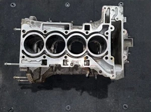 2012-2017 bmw f10 F30 528i 428i 328i 2.0 n20 engine motor cylinder block 7587604 - Picture 1 of 13