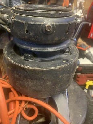 A/C Compressor 4 Seasons For 1977-1985 Mercedes-Benz 300D - Image 1 of 3