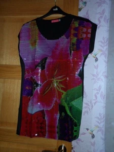 Butler and Wilson Flower Sequin t shirt size small - Picture 1 of 7