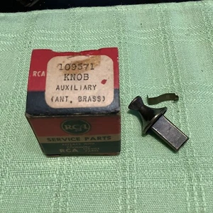 RCA OEM Teil 109571 TV oder Radio Steuerknopf Antik Messing 3/16"" D Schaft - Bild 1 von 4