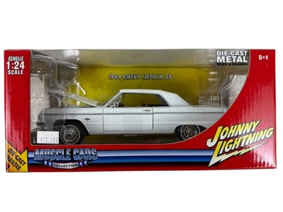 🇺🇸🇺🇸Johnny Lightning 1964 Chevy Impala SS White 1:24 B1🇺🇸🇺🇸 - Image 1 of 4