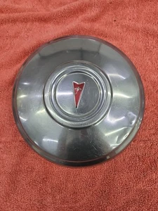 One- 1975-1981 Pontiac 10.5" Dogdish Hubcaps GM# 498800 - Picture 1 of 4