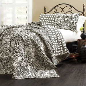 King size 3-Piece Cotton Quilt Set in Black White Paisley Damask - Picture 1 of 3