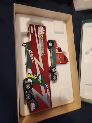 MAC Tools 2000 Gatornationals 1:64 Aeromax Hauler Semi Tractor Trailer NIB - Image 1 of 4