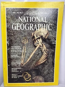National Geographic Magazine May 1984  Vesuvius Vintage Collectible g - Picture 1 of 14