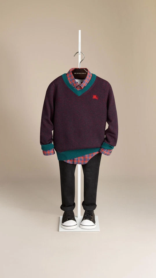 NUEVO $265 Suéter Pullover Burberry Niños Algodón Cachemira Cuello en V, Talla 7Y/122cm Foto 1 de 4