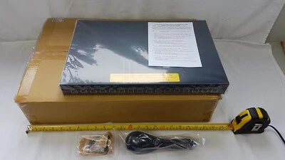 VS TPP016VPD 16-port Video Power Data Hub - 220VAC 60Hz 3A - 24VAC 8A - Unused - Image 1 of 4