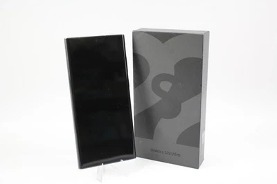 Samsung Galaxy S22 Ultra 5G (Unlocked) 128GB Black Grade B Original Box - Image 1 of 4