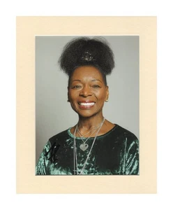 Floella Benjamin King Coronation Original Signed 10x8" Mounted Autograph Photo - Picture 1 of 1
