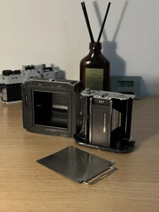 Revista Hasselblad A12 6x6 120 Sistema en V Trasero de Película Número de Serie a Juego Negro - Imagen 1 de 10