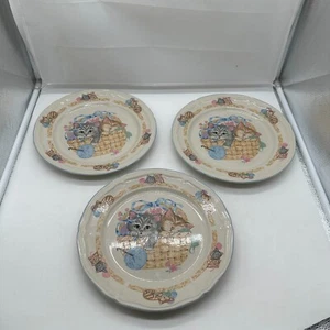 Juego 3 Platos de Cena Tienshan 10.5" Gatos Gatitos Hilo Purrfect Friends De Colección - Imagen 1 de 4