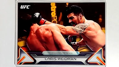 2016 Topps Knockout Fighter Gold #5 Chris Weidman /10 MMA 5X7 UFC Jumbo 7x5  - Image 1 of 3