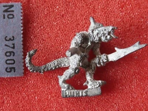 Citadel Karnac's Lizardmen Raiders RR11 Regiment of Renoun Champion Huris Metal - Picture 1 of 2
