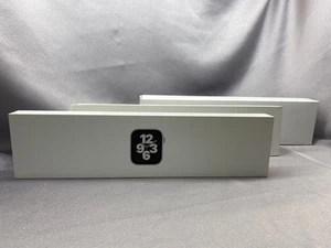 Apple Watch A2353 Series SE 40mm - ARGENT - POUR PIÈCES/RÉPARATION *VEUILLEZ LIRE* - Photo 1 sur 5