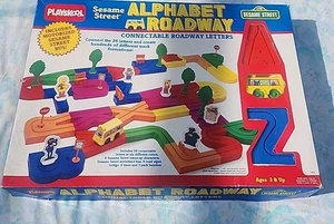 Play school Alphabet Roadway, Rare, Vintage Sesame Street Complete Very Good  - Picture 1 of 12