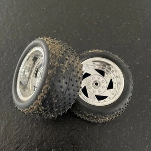 Vintage Team Associated RC10 Rear Chrome Wheels With Tires Mini Knobs 1:10 Scale - Picture 1 of 7