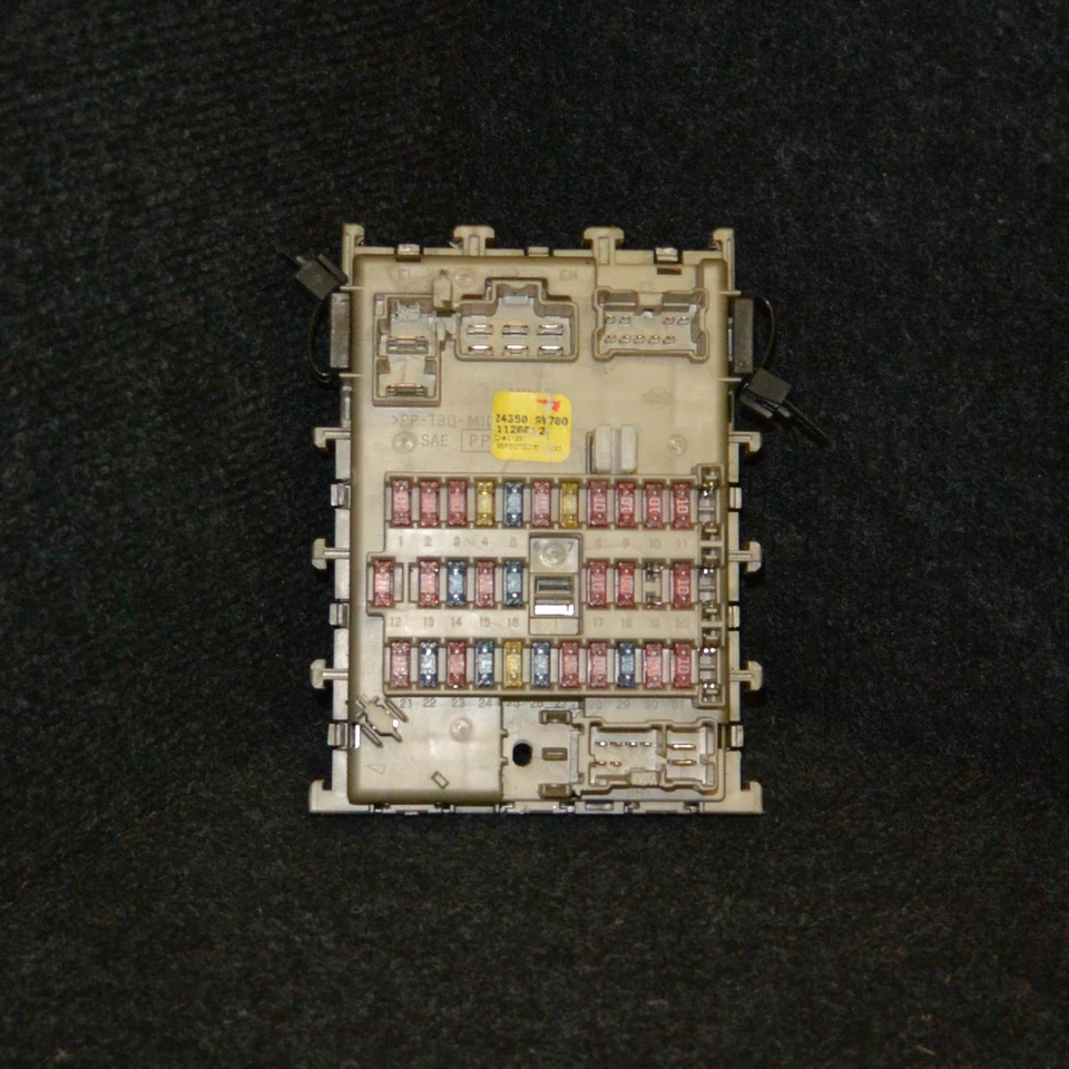 Centralina Comfort NISSAN PRIMERA Hatchback P12 2007 24350-AV700 - Immagine 1 di 4