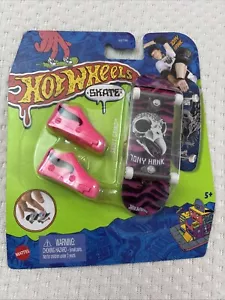 New 2022 Hot Wheels Skate Tony Hawk SKULL GRIND Fingerboard - Picture 1 of 2