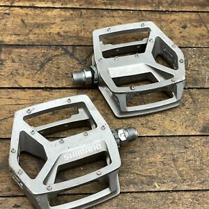 Shimano DX Pedals PD-MX30 9/16 in  Mid School BMX Freestyle 3PC 3 piece Silver