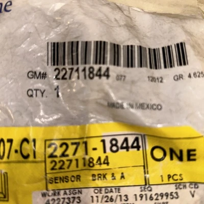 OEM NEW GM 22711844 2004-2010 Aura Malibu Accelerator and Brake Pedal Sensor - Image 1 of 4