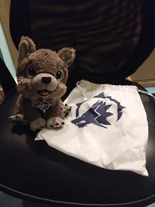 Blizzard World Of Warcraft Frostwolf Cub Pup Plush Toy & Bag Tags Rare - Picture 1 of 5