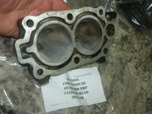 1986 Evinrude  8hp cylinder head   outboard  boat motor part bin 2002 - Picture 1 of 2