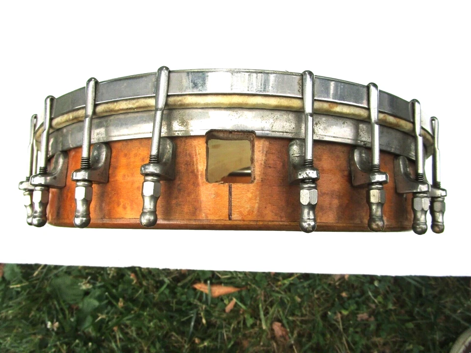 VINTAGE ORPHEUM BANJO POT.  1919,  11" HEAD, TONE RING - Image 1 of 4