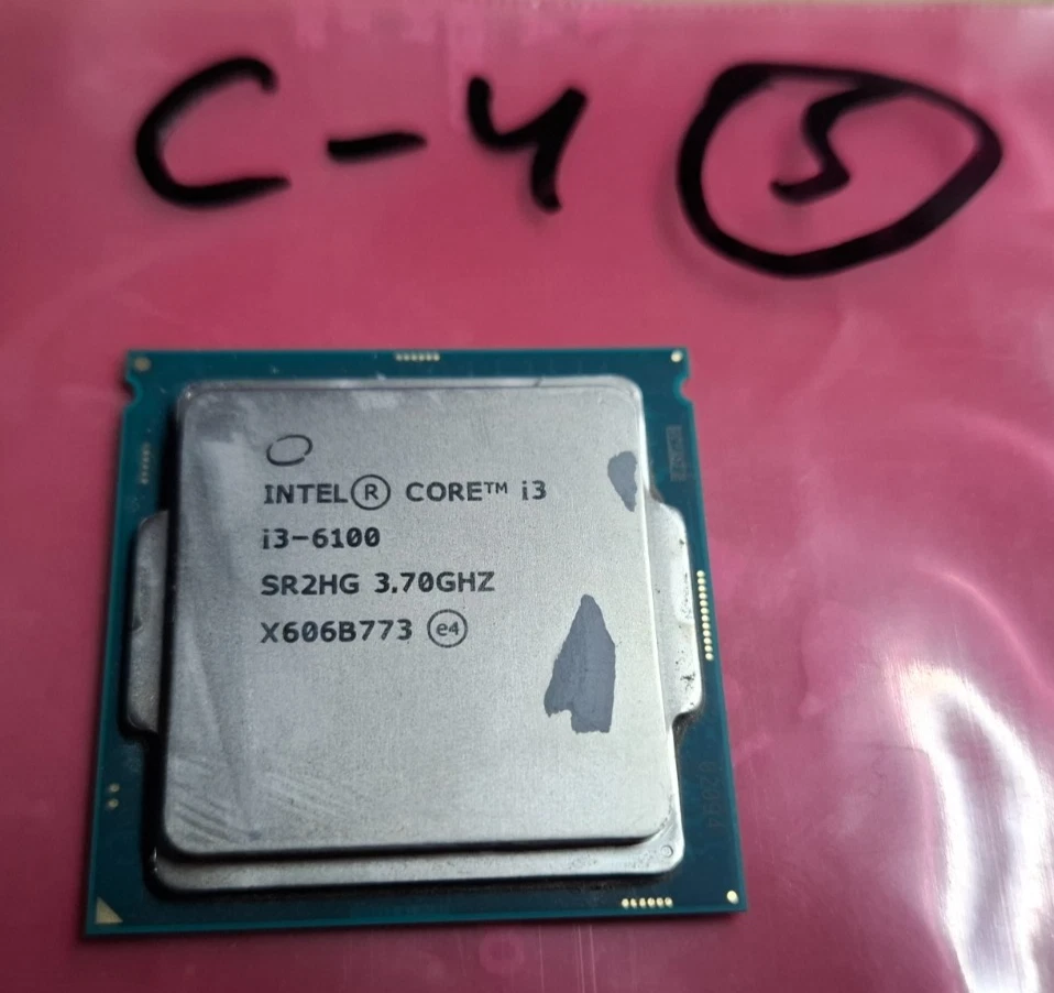 Intel Core i3-6100 3.7GHz Dual-Core SR2HG CPU Processor - Image 1 of 1