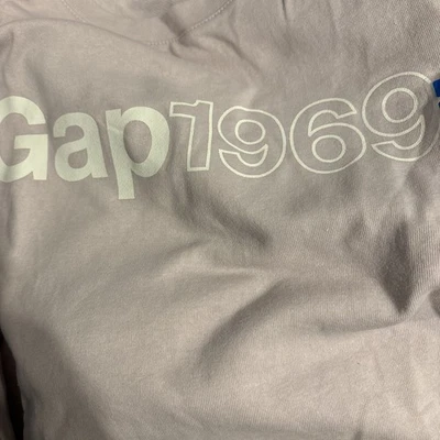 Sudadera de Terry Gap Kids Talla M (8) 'Gap Lilac 1969' Nueva Con Etiquetas Foto 1 de 4