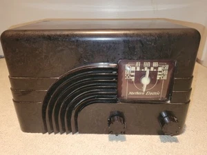 Northern Electric Model 5000 “Baby Champ” Radio - Untested - As Is - Read Ad - Picture 1 of 9