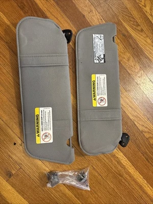 1989-2003 Ford Explorer Ranger Driver Passenger Sun Visor Set Mirror OEM Gray - Image 1 of 4