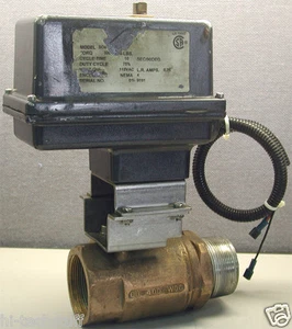 Brass 3-Way, 2inch Ball Valve w/ Pneumatic Actuator SD45??, 300 in-LBS Torque - Picture 1 of 8