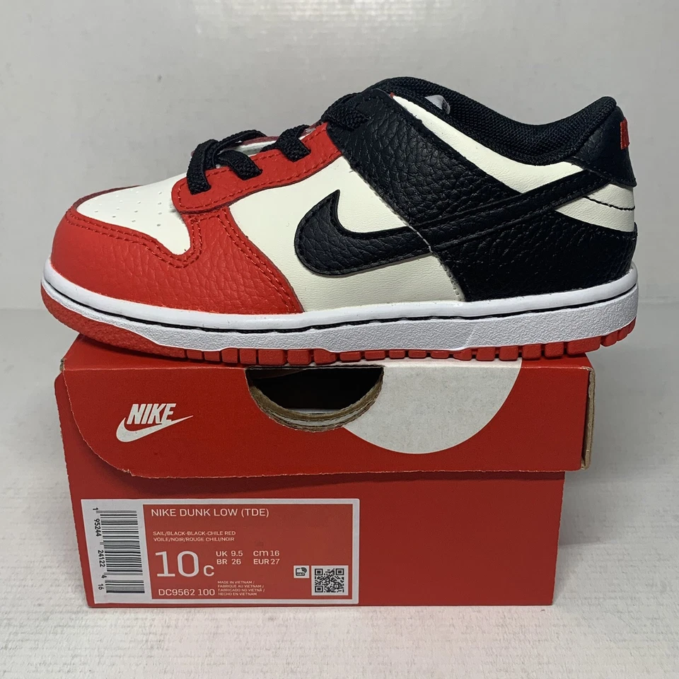 Nike Dunk Low Chicago Toddler Size 8c fits like a 7c Child Little Kid DC9562-100