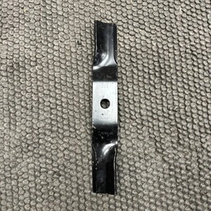 16-1/2" OEM Kubota K5576-3435, K5576-34350 Mower Blades 48" Cut - Picture 1 of 3